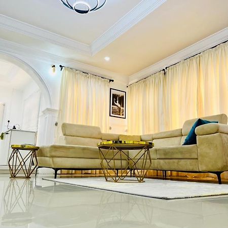 Alyan Apartment Abuja Buitenkant foto